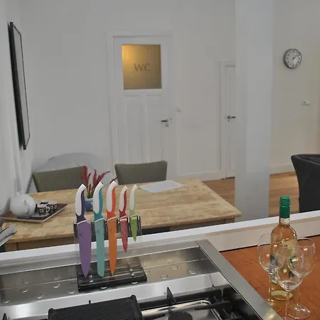 Modern Amstel Studio Apartment